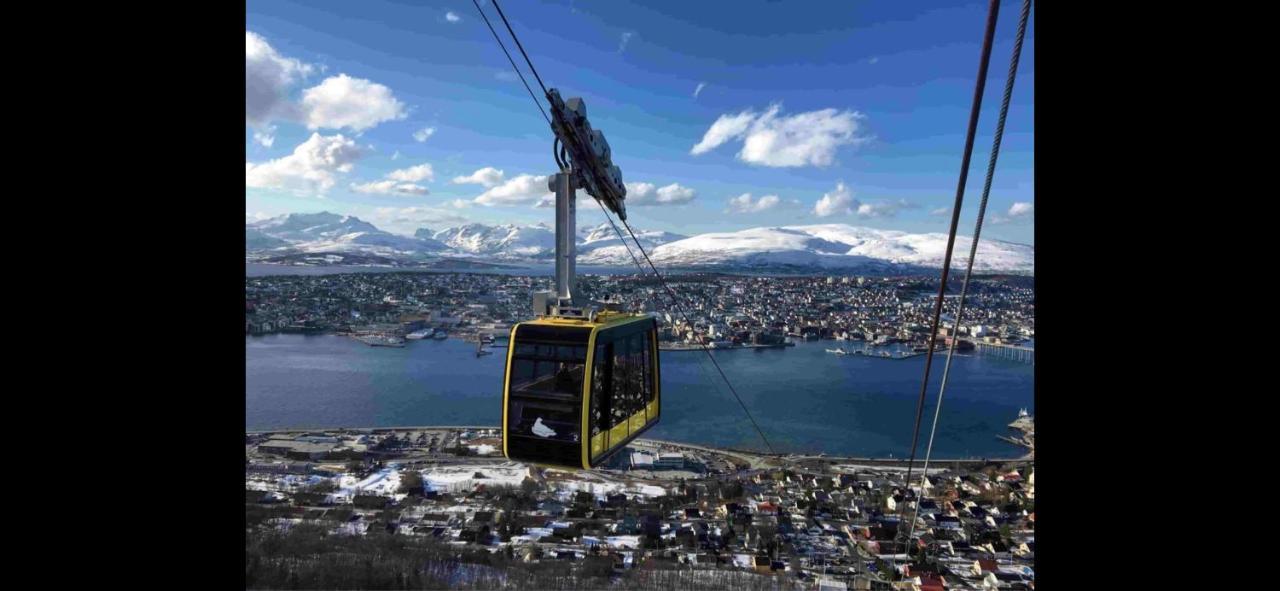 New! Modern - Central - Cozy Place By The Sherpa Stairs Tromsø Exterior foto